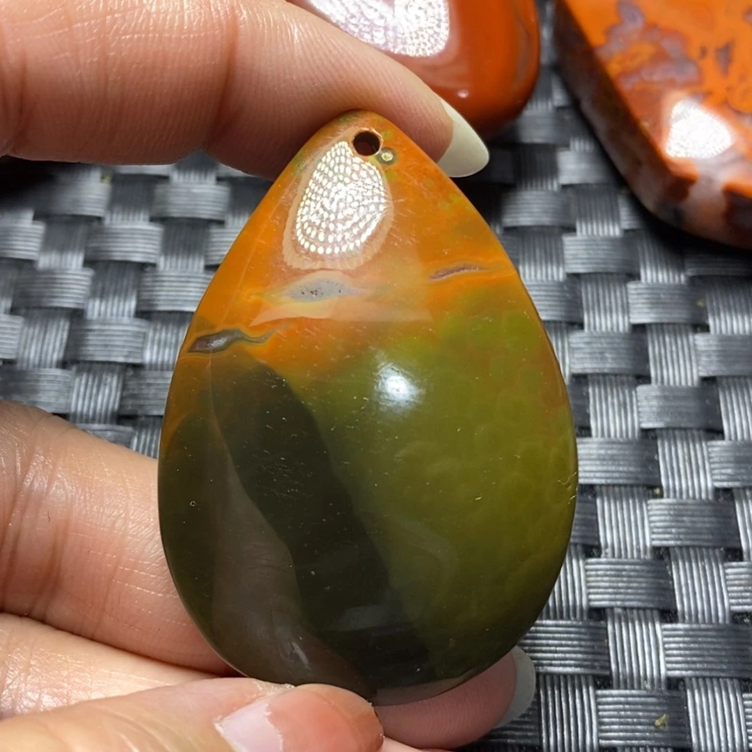 玛瑙/玉髓挂件未镶嵌