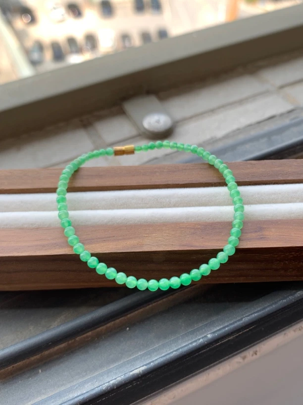 天然缅甸翡翠-满色甜绿米粒手串2.7-3mm