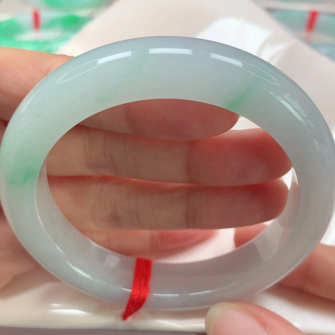 未镶嵌手镯翡翠冰底金丝绿