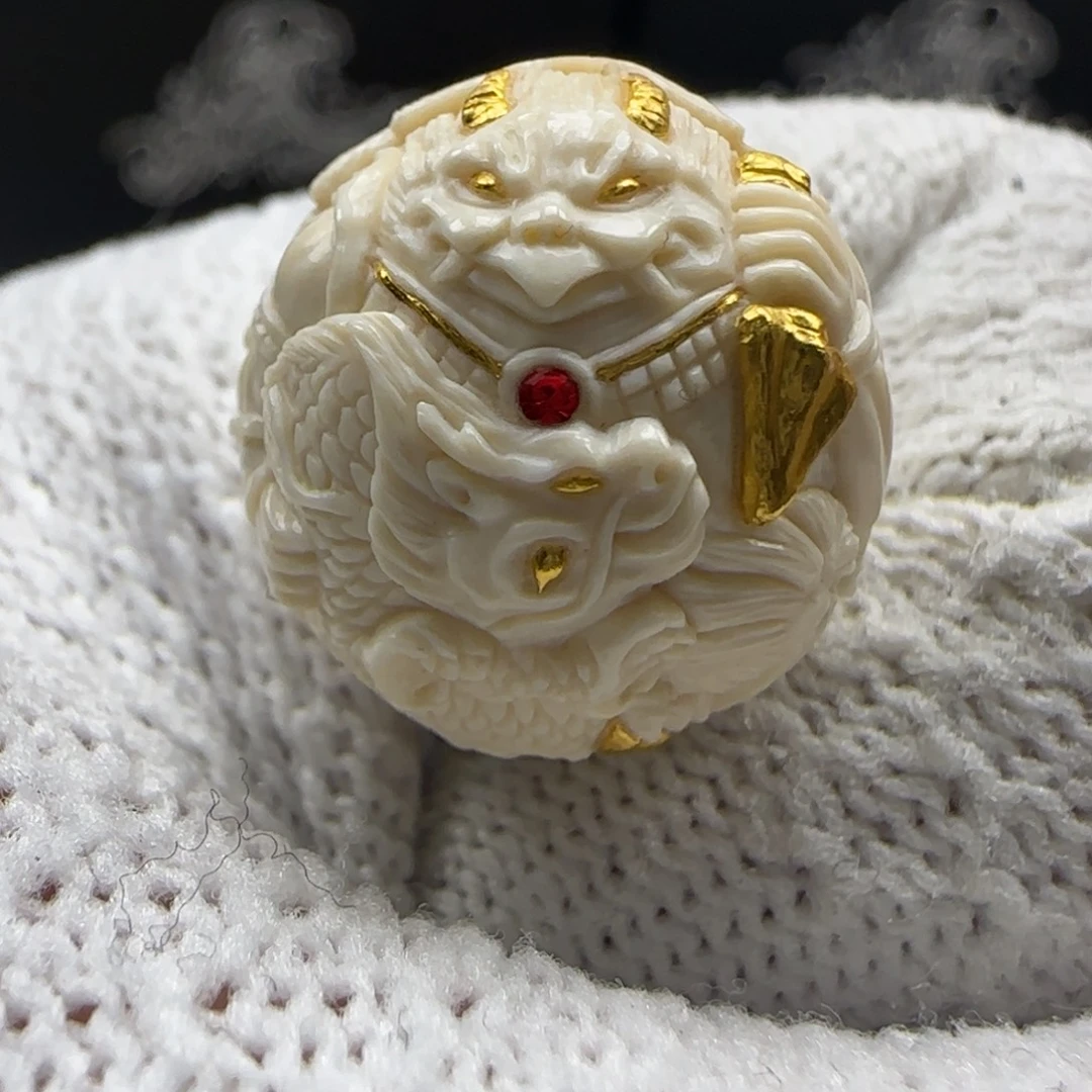 猴头核桃吊坠回血大鹏鸟镶嵌24k