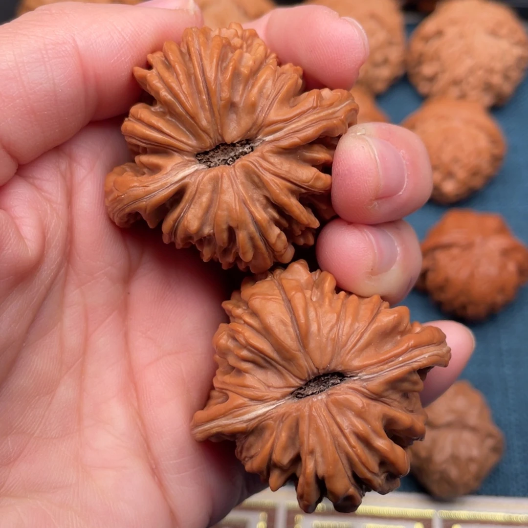 文玩核桃把件44全品毕业平谷四座楼