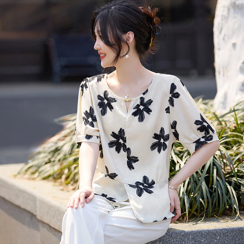 羊吉吉2025新款妈妈夏装雪纺衫短袖T恤中老年女圆领薄时尚上衣