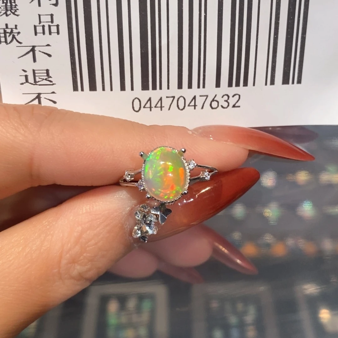 欧泊欧泊戒指银S925镶嵌爱****)