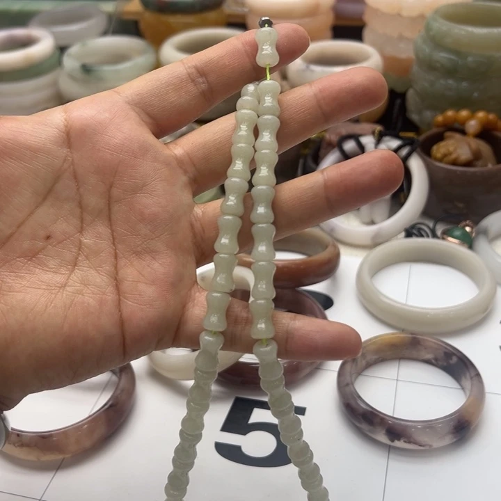 石英岩玉合金手镯