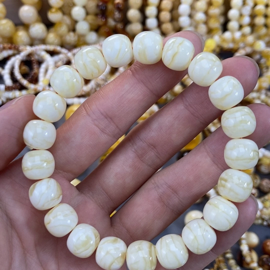 琥珀未镶嵌手链11+mm同料瓷白虎皮纹