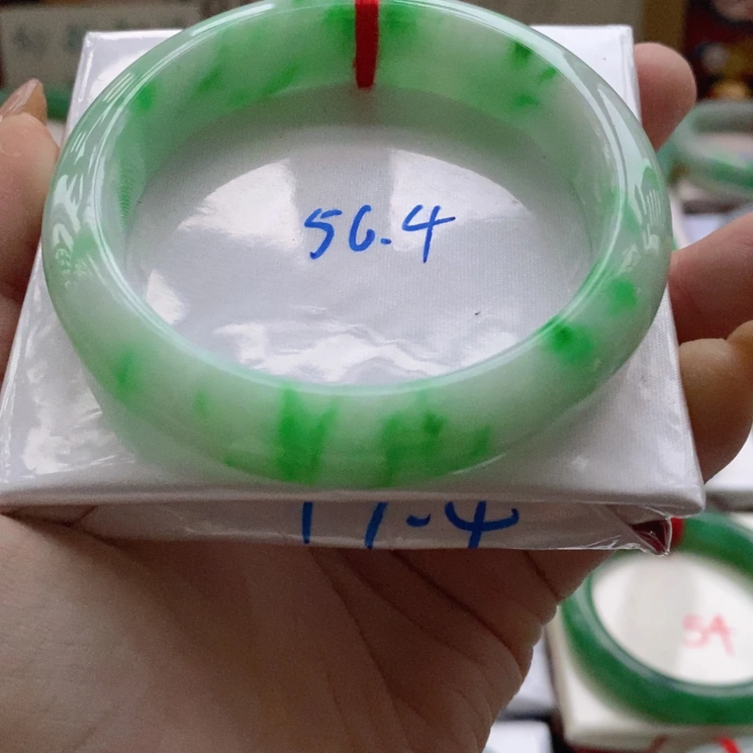 翡翠未镶嵌手镯3号