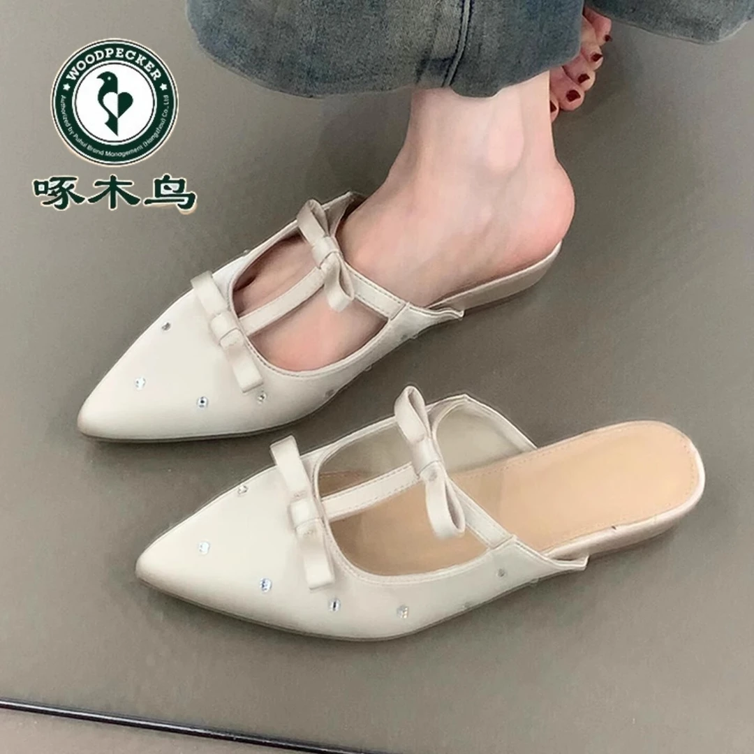 啄木鸟法式温柔蝴蝶结浅口尖头半拖包头鞋女低跟绸缎面水钻凉鞋女