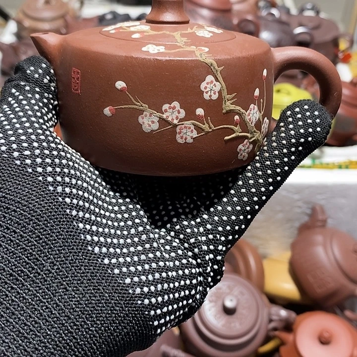 紫砂茶壶微瑕微笑