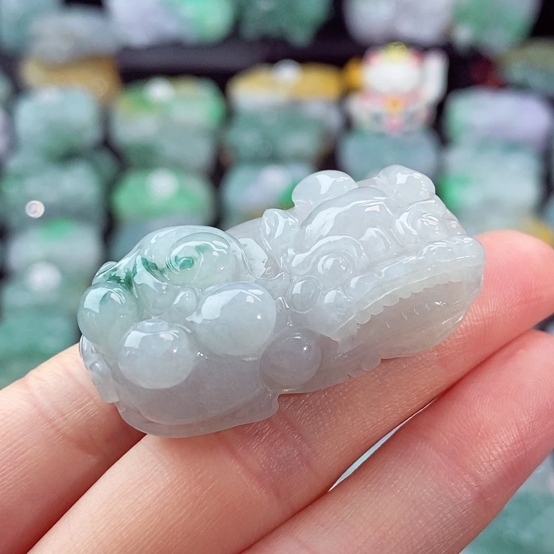 颈饰未镶嵌翡翠天然