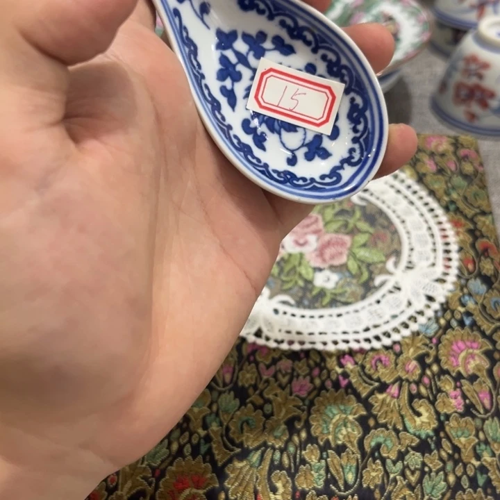哥哥吃饭尴尬哈哈哈姐