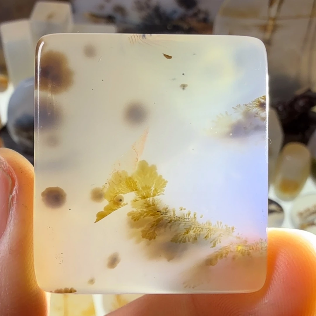 玛瑙/玉髓未镶嵌珠宝半成品
