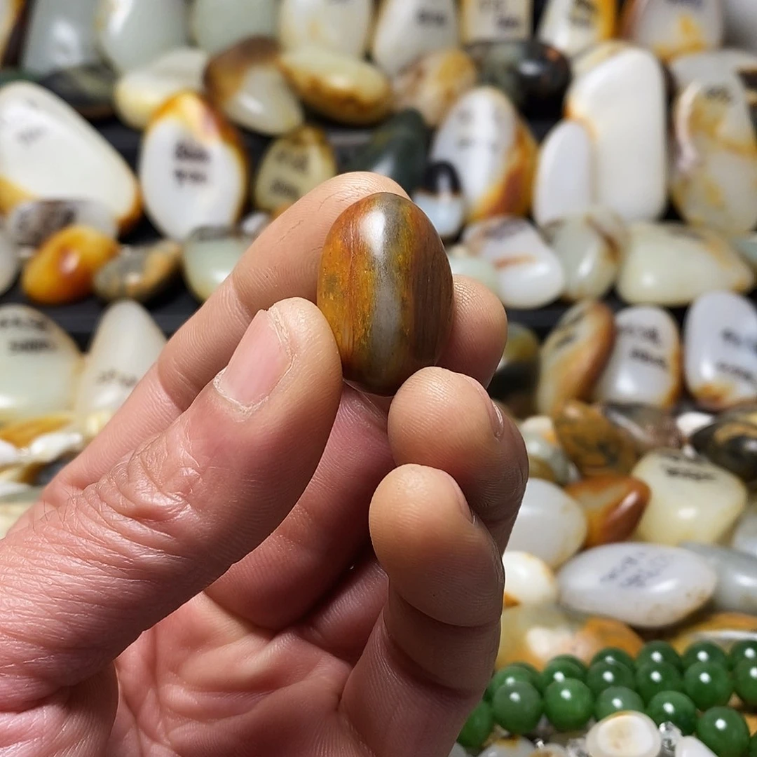 和田玉颈饰未镶嵌丶*秀吊坠1件下2单