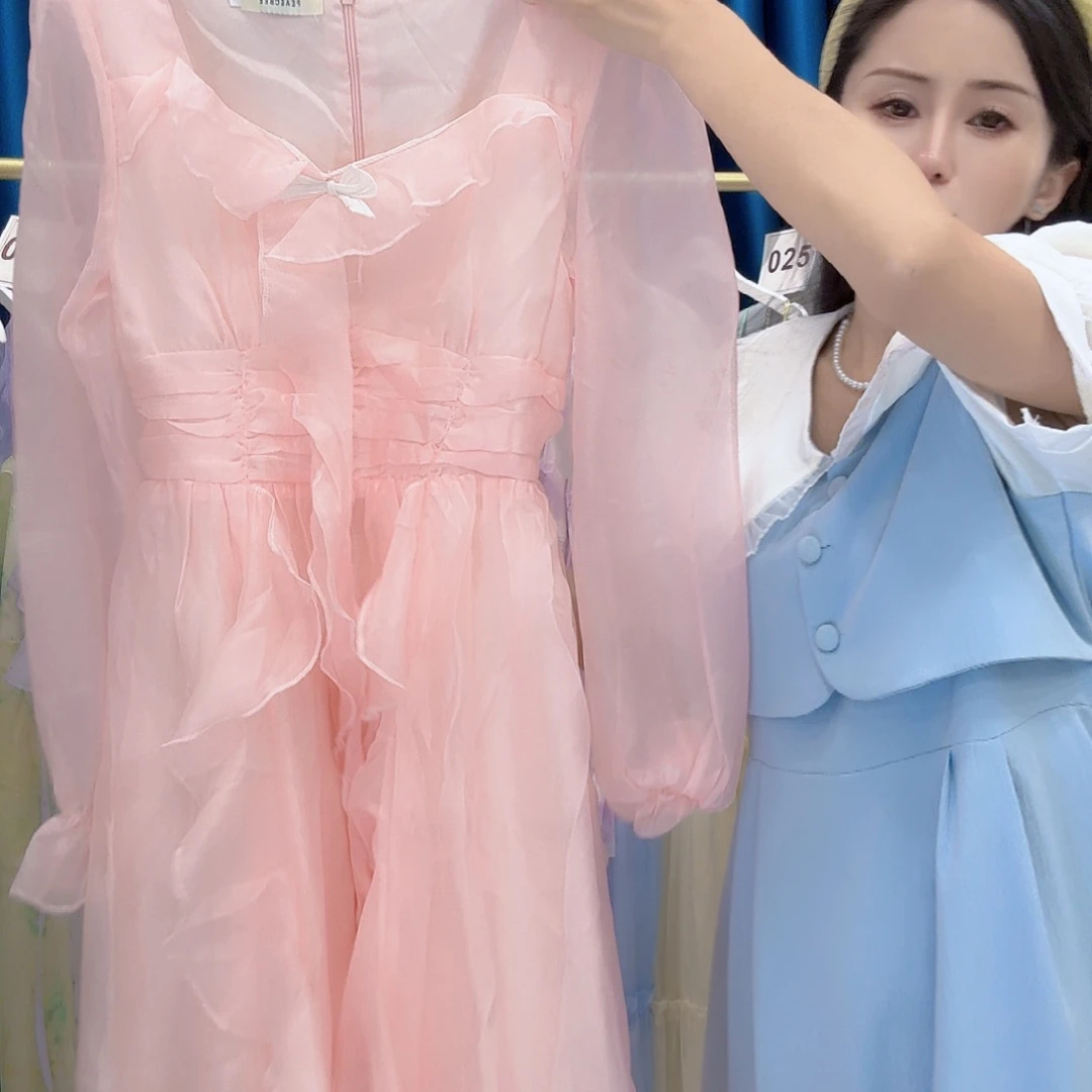 女装的设计很好看861