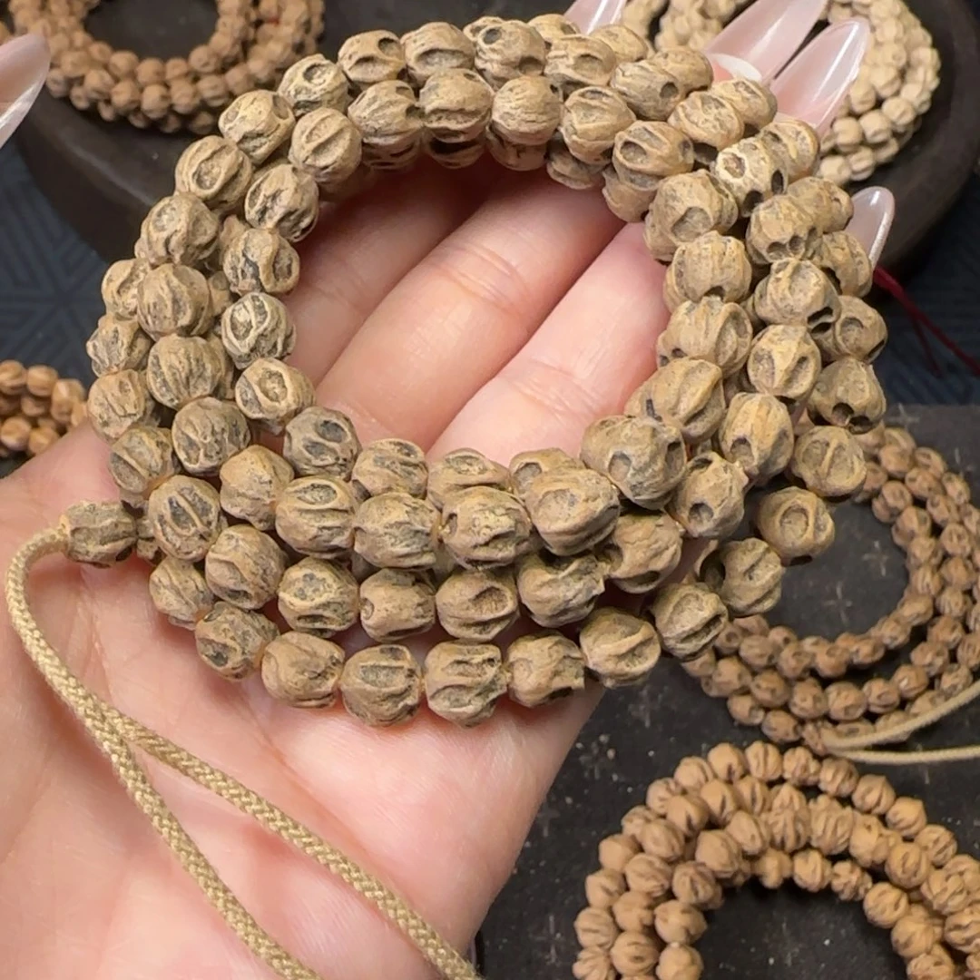 用***4吊坠柏香籽/百香籽