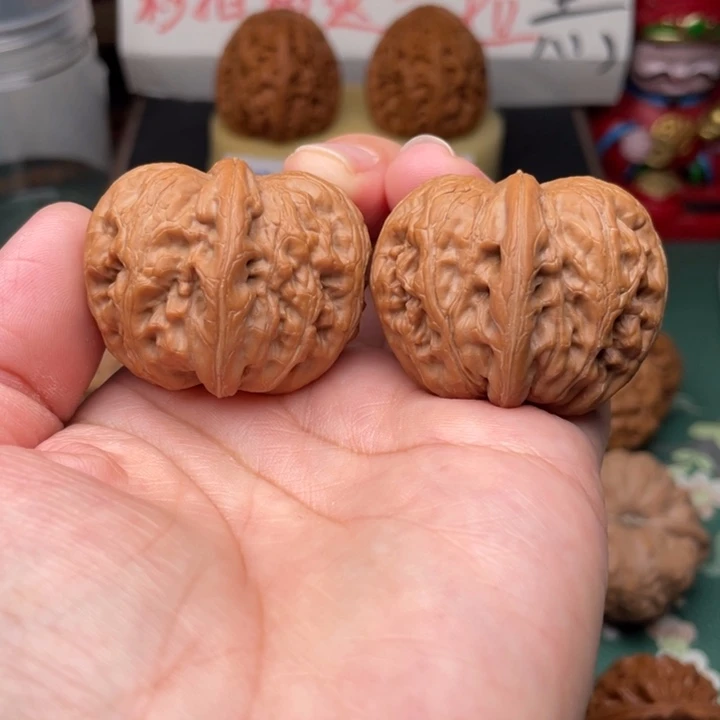 【闪购商品】把件文玩核桃39全品元宝