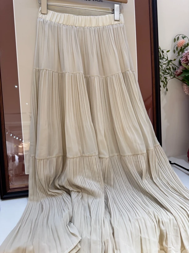 奶呼呼褶皱半身裙