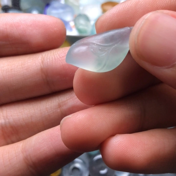 定制翡翠未镶嵌挂件