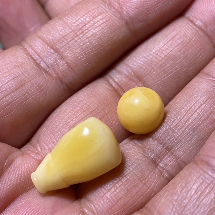 蜜蜡裸石未镶嵌海****法配饰