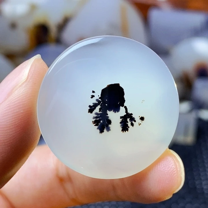 玛瑙/玉髓未镶嵌珠宝半成品
