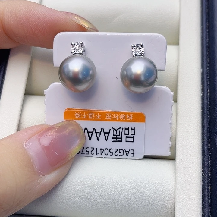 18K金镶嵌海水珍珠耳饰w61