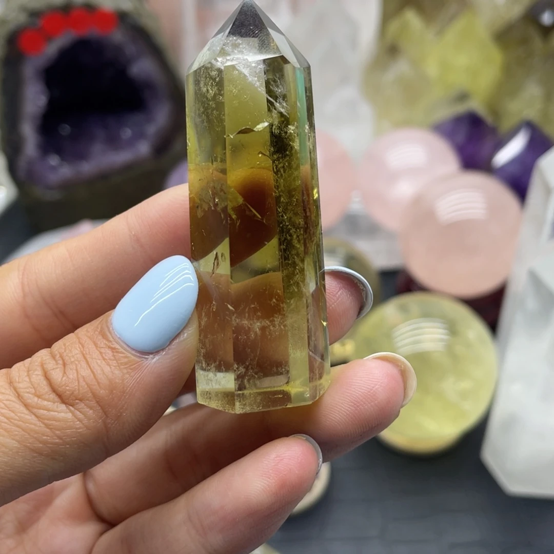水晶珠宝半成品未镶嵌!黄水晶柱