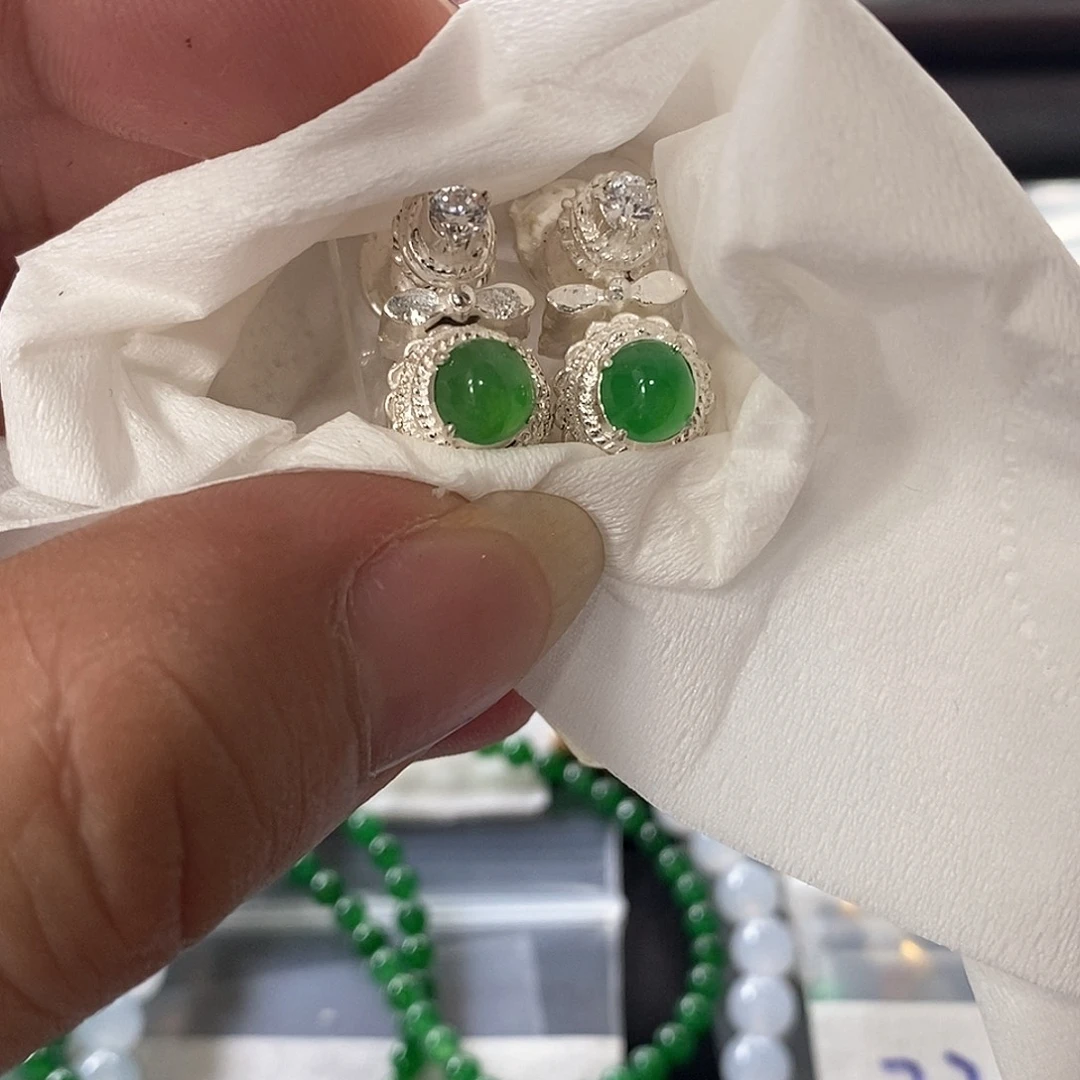 定制翡翠未镶嵌翡翠定制耳钉