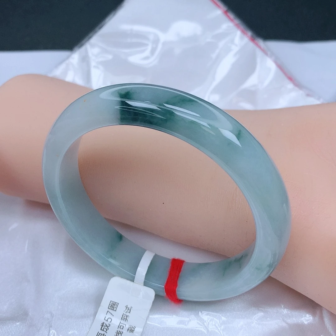 【闪购商品】翡翠手镯未镶嵌，57