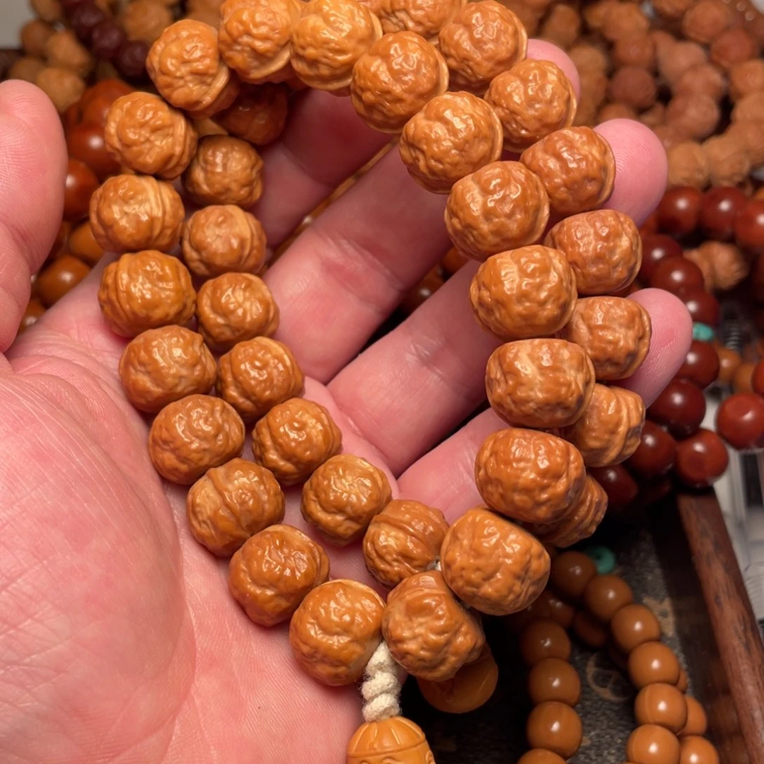 无***》崖柏猴头核桃1234