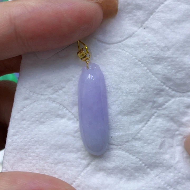 颈饰18K金镶嵌翡翠