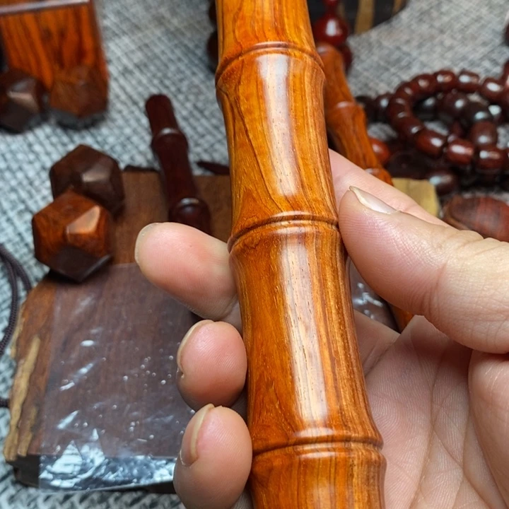 星***陨檀香紫檀（小叶紫檀）