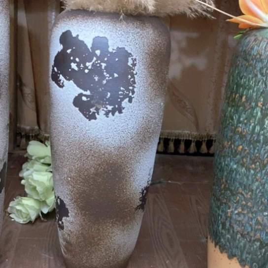 瓶高50。13 景德镇的瓷器