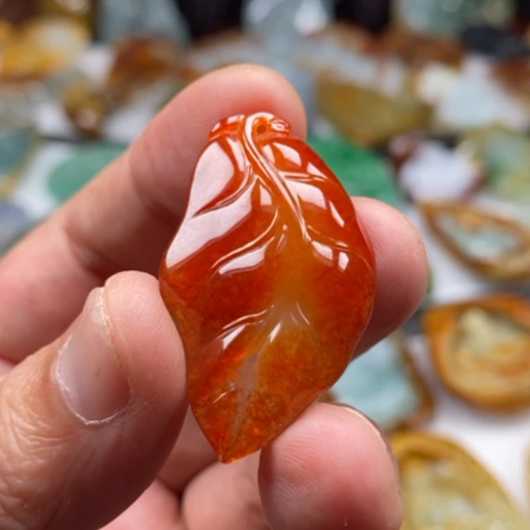 【闪购商品】翡翠未镶嵌颈饰稚*缅甸翡翠A货吊坠