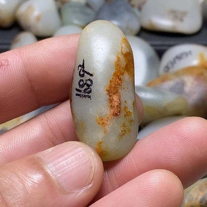 好****颈饰未镶嵌和田玉吊坠