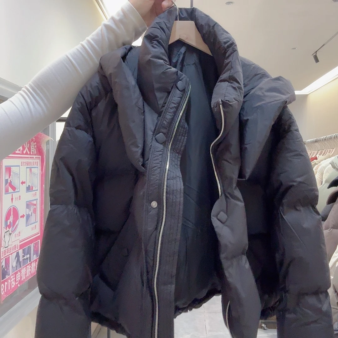 黑色短款羽绒服黑色衣服