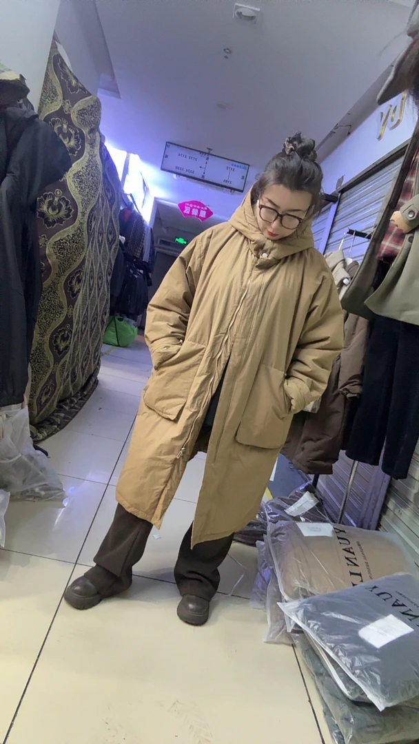 新款时尚女装外套