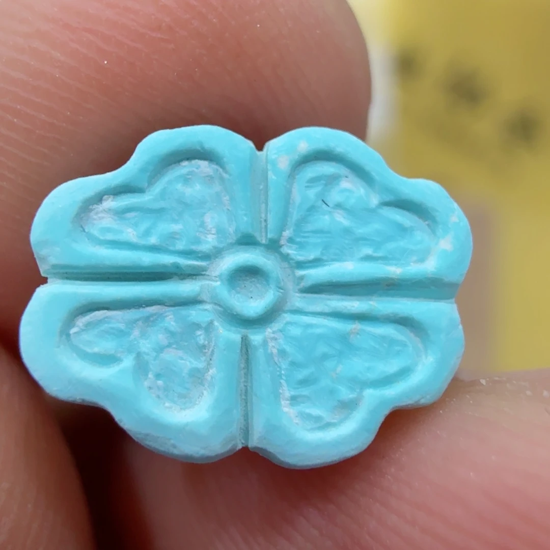 南红玛瑙配饰未镶嵌