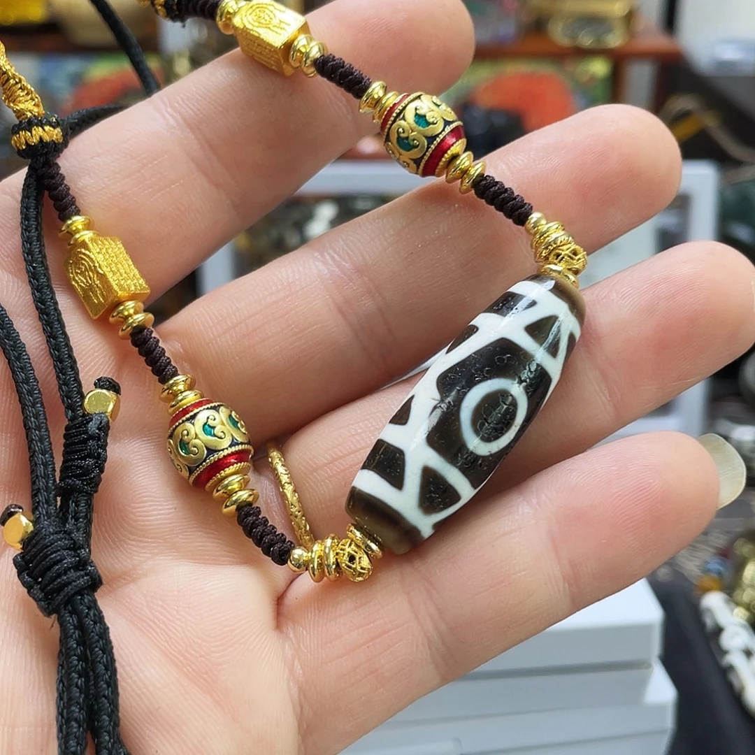 玛瑙/玉髓未镶嵌多样性发一条