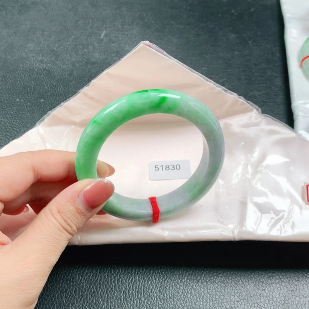 翡翠未镶嵌手镯03