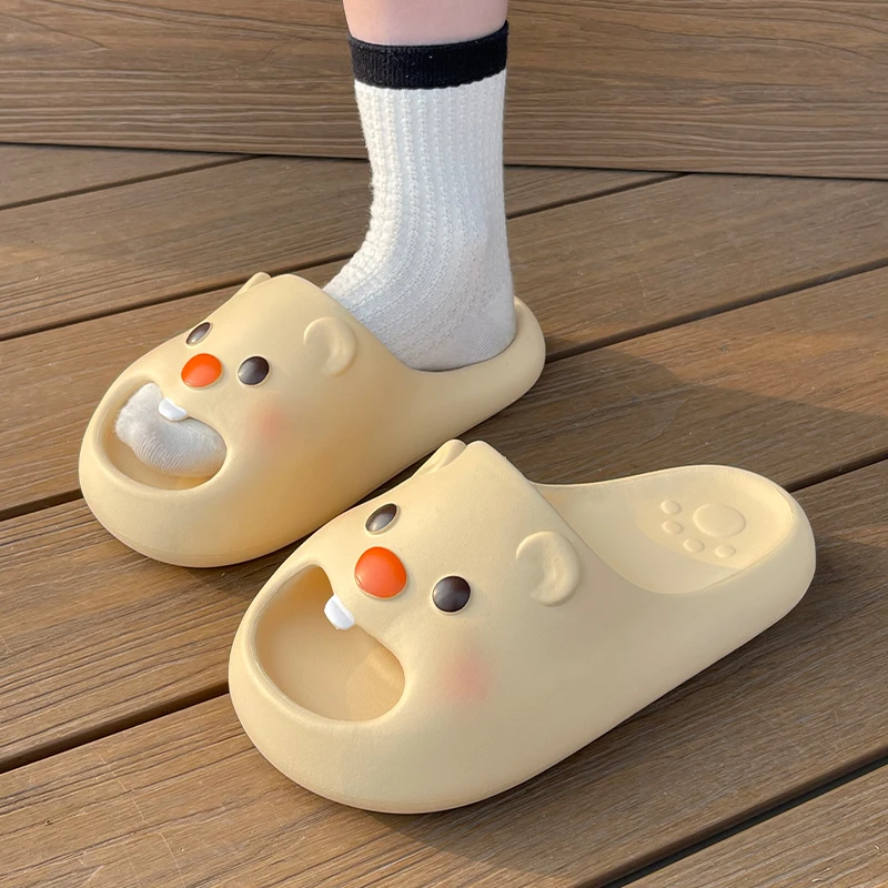 可爱萌趣害羞小海狸一字拖2025新款夏季室内外穿防滑防臭舒适休闲