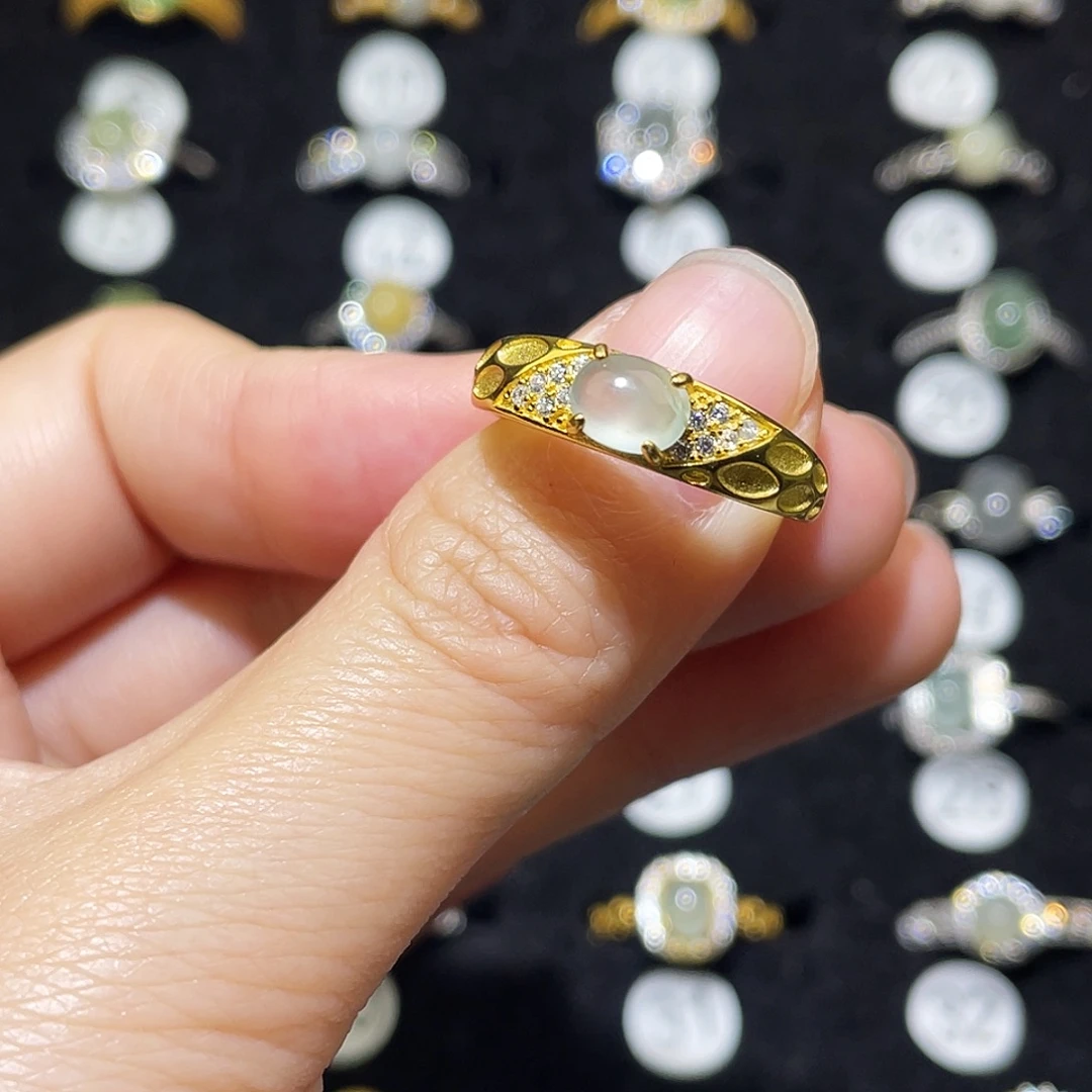 翡翠未镶嵌戒指戒指