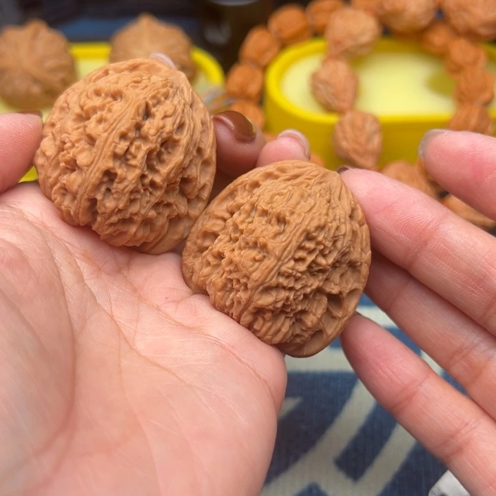 吊坠桃核文玩核桃南疆石