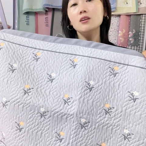 棉特价处理灰色小花