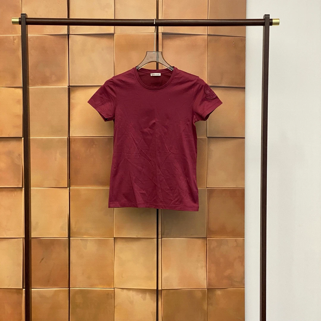 99新 MONCLER Moncler T-shirt紫色刺绣徽标短袖/xs码/99新/31041