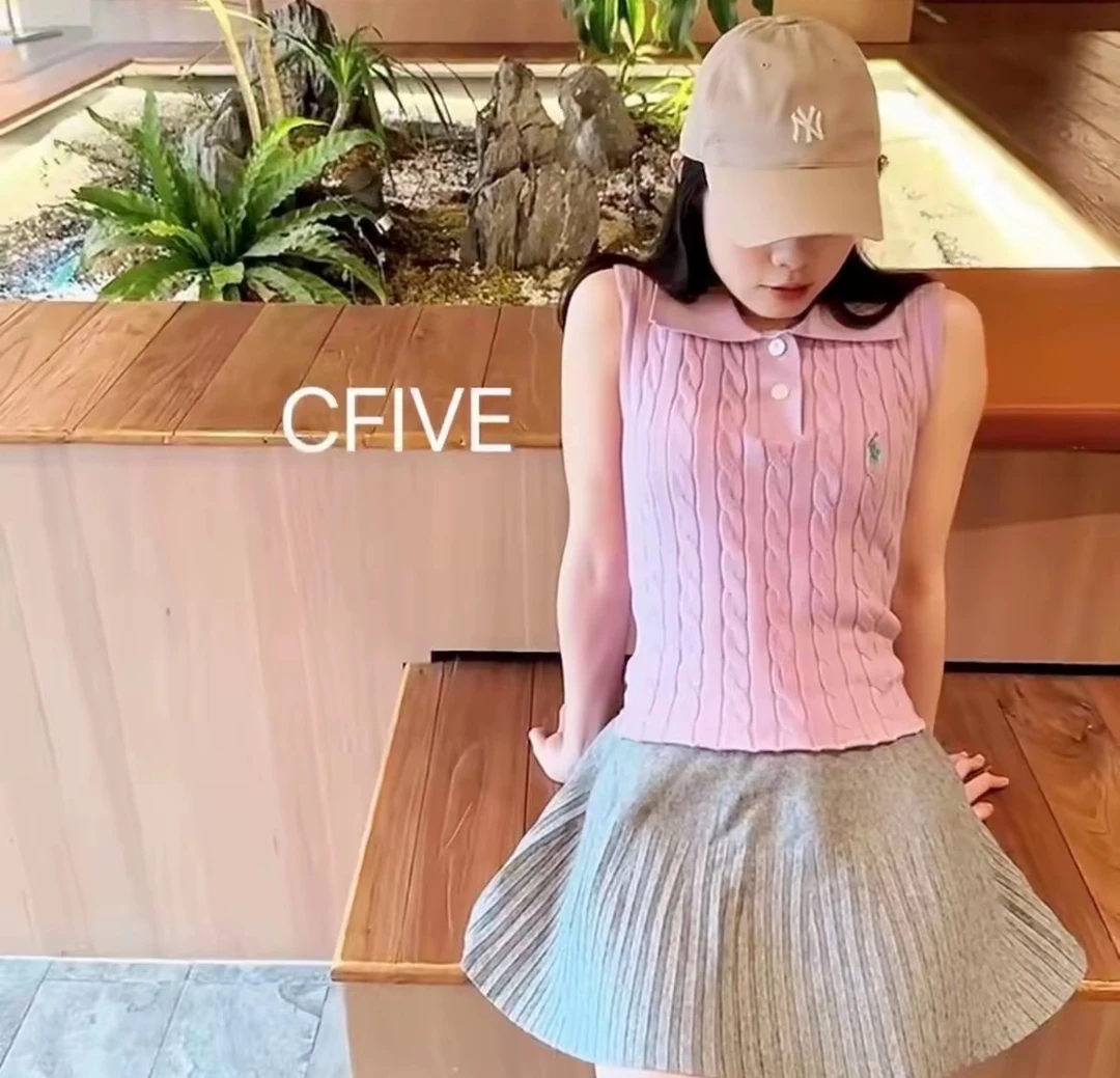 【原单撤柜】无袖修身刺绣夏季毛针织衫网红可露丽风ONE