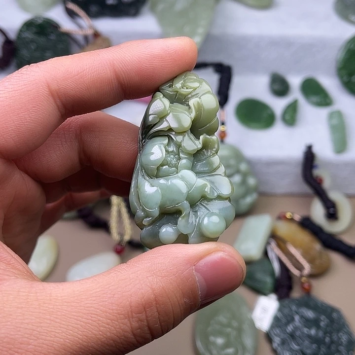 和田玉吊坠(不含链)未镶嵌