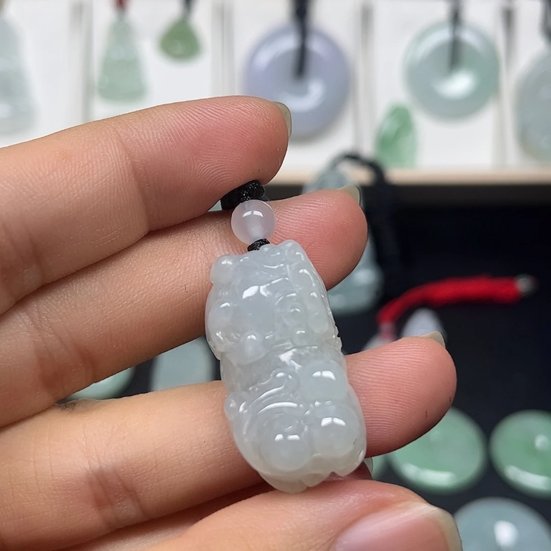 翡翠未镶嵌颈饰缅甸翡翠