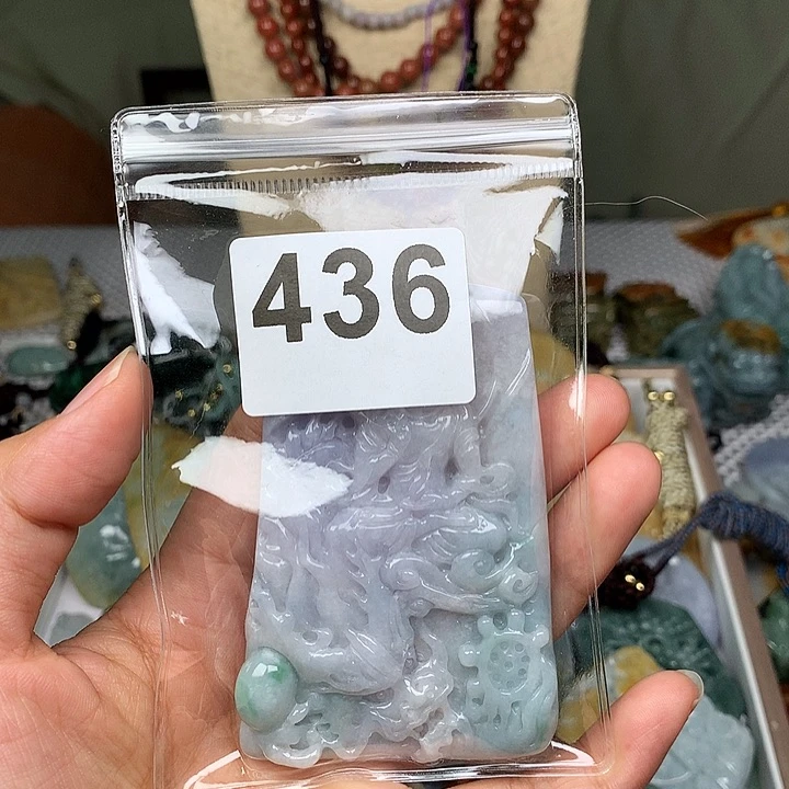 翡翠未镶嵌颈饰熊*熊翡翠