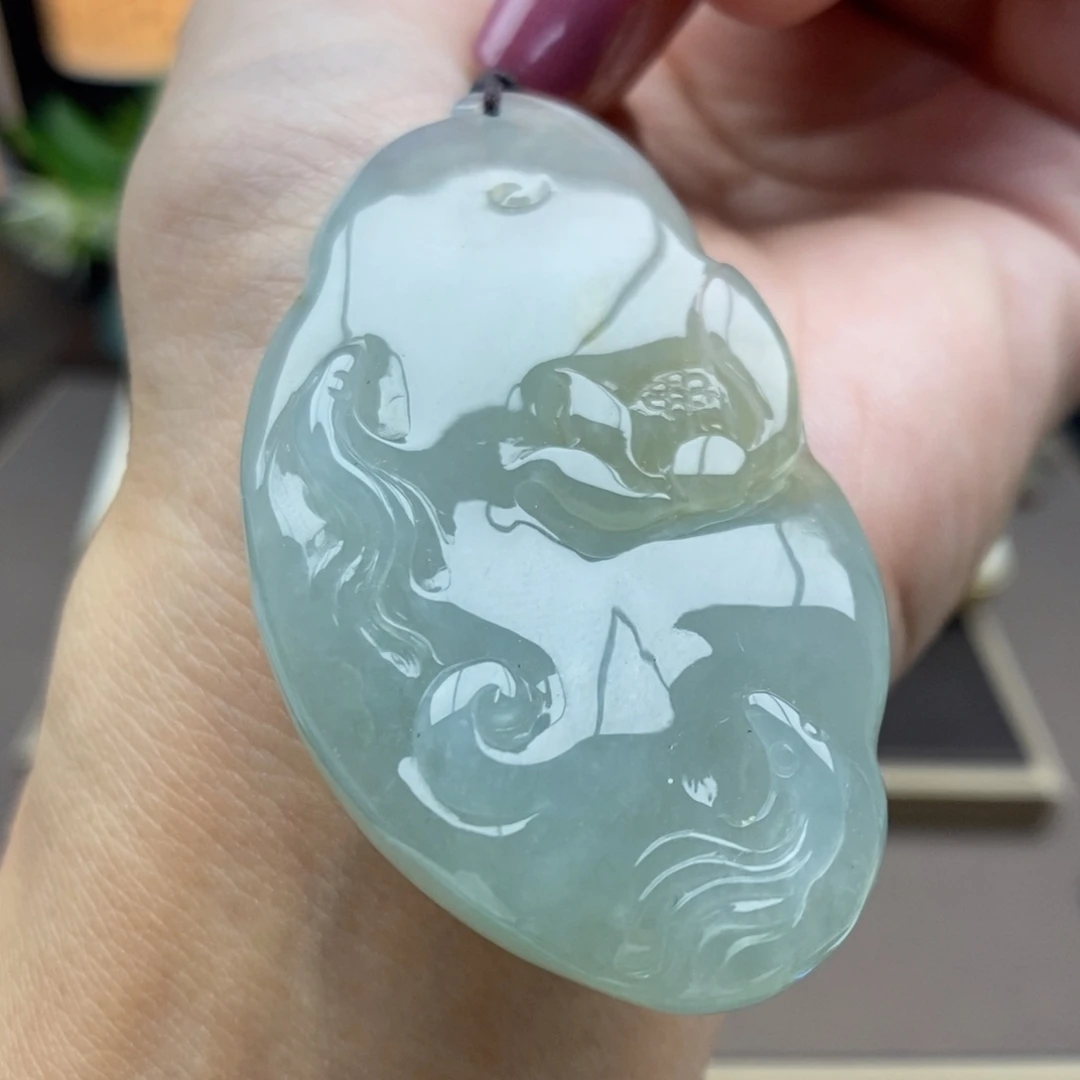 翡翠未镶嵌颈饰吊坠84