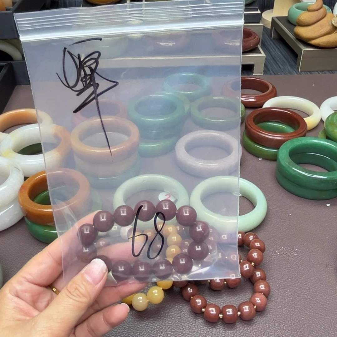 石英质玉手镯未镶嵌@****?