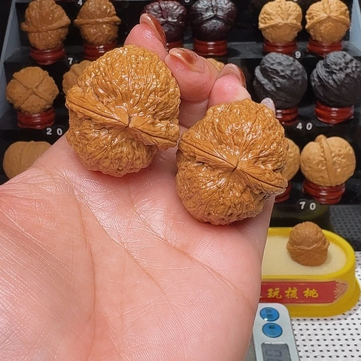 把件文玩核桃铁狮子39尺…………15号